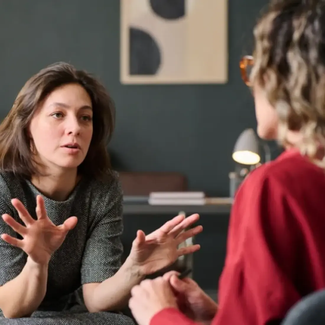 Narrative Therapy for Mental Health Support